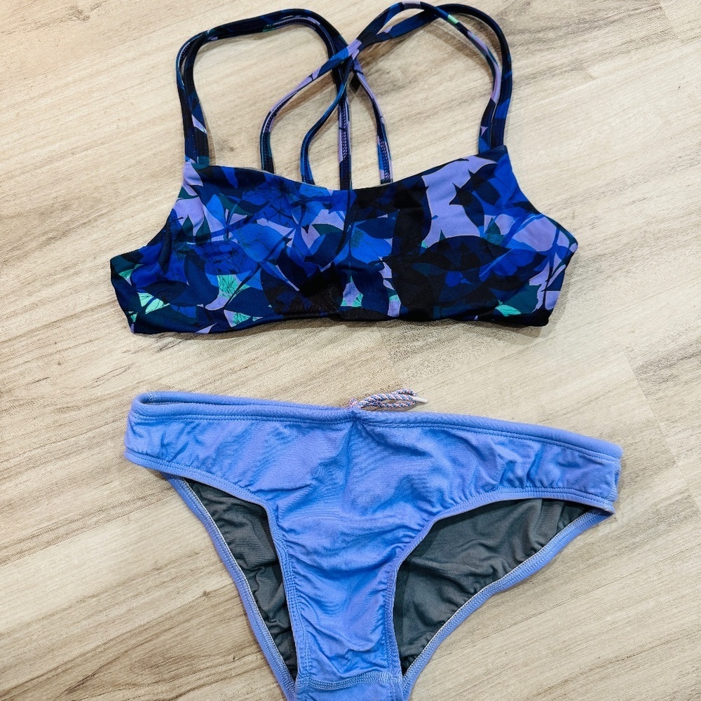 Jolyn - Fendrik Bikini Top in Viola Print  & Lavender Andy Bottom, Size L